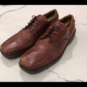 Men’s Ecco brown dress shoes